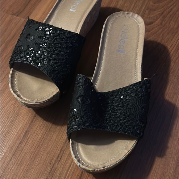 Black sparkling Sandals with Contoured Sole - Picture 5 of 7